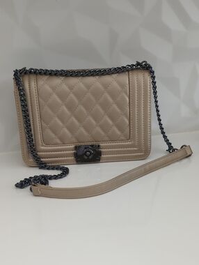 Quilted Taupe Leather Crossbody Bag with Chain Strap In Great Condition